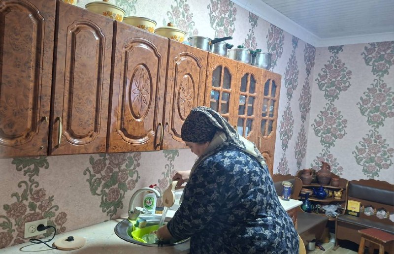 📌Социальный работник отделения социального обслуживания на дому граждан пожилого возраста и инвалидов № 2 из села Маштада Ильясова К.