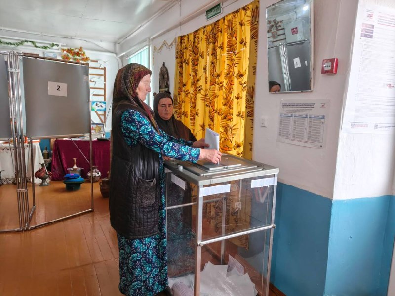 *Гражданский долг без преград: как наши подопечные проголосовали на выборах *