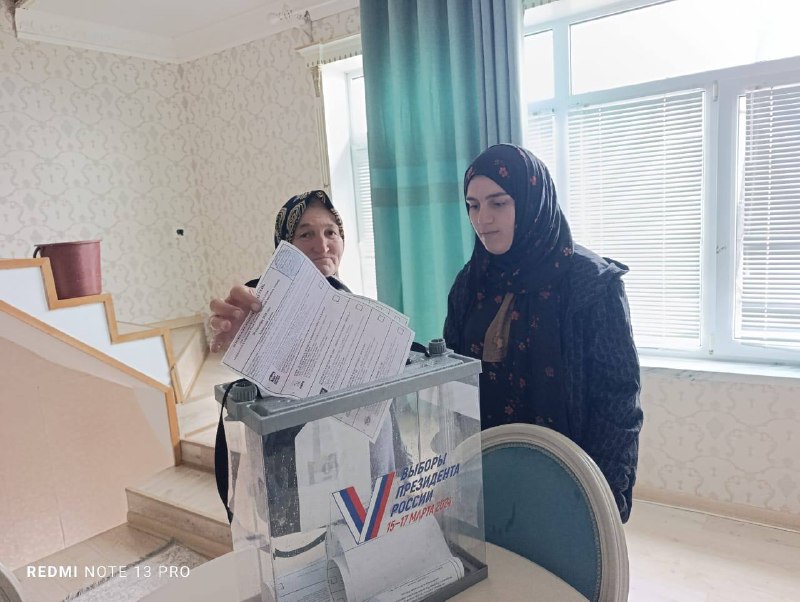 Гражданский долг не знает преград: наши подопечные приняли участие в выборах на дому!