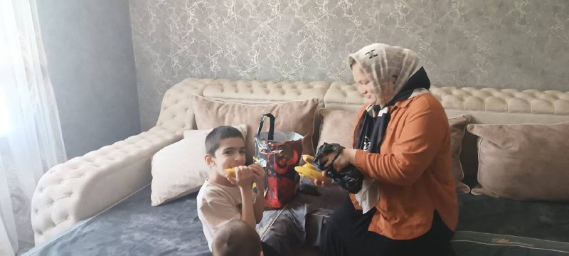 🌸В преддверии праздника «День многодетной семьи» специалисты отделения социального обслуживания на дому детей и семей с детьми посетили многодетные семьи и семьи участников Специальной военной операции из сел Изано, Рачабулда, Маштада, Кудиябросо и Тадмаг